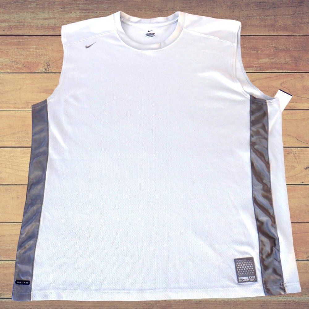 Nike basketball gray muscle S/S Hooptech DriFit athletic practice jersey